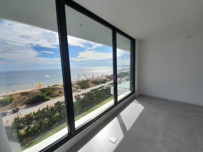 Venta de apartamento 2 dormitorios, Playa Mansa, Punta del Este, Uruguay, 160 mt2, 2 dormitorios