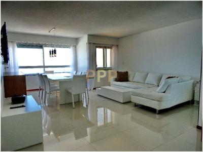 Apartamento en venta de 3 dormitorios en Peninsula, Punta del Este., 104 mt2, 3 dormitorios
