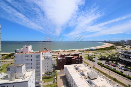 Playa mansa , Edificio de Categoria , Excelente vista !, 178 mt2, 3 dormitorios