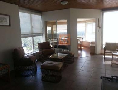 Penthouse en muy buena ubicacion, con vista panoramica a todo Punta del Este., 109 mt2, 3 dormitorios