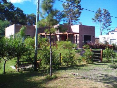 Casa en Punta Ballena, Club del Lago, 1064 mt2, 2 dormitorios