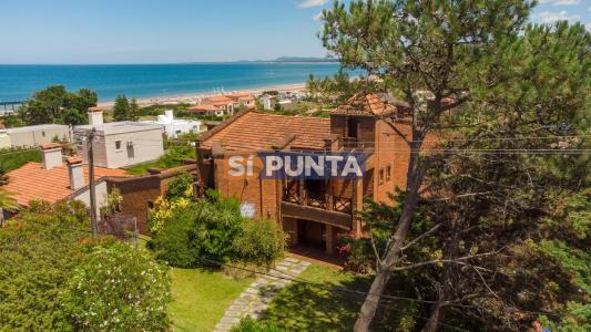 Casa en venta, Punta Ballena, 5 dormitorios con vista al mar , 1314 mt2, 5 dormitorios