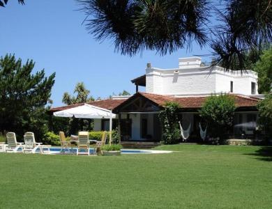 Casa en Venta Solanas, Punta Ballena, segunda línea al mar , 3688 mt2, 4 dormitorios