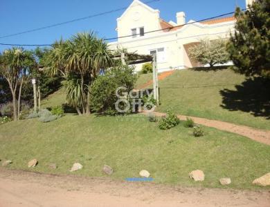 Muy linda casa en zona Tio Tom, Punta Ballena, 595 mt2, 3 dormitorios