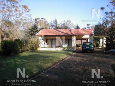 Casa en zona solanas Punta Ballena, 1000 mt2, 4 dormitorios