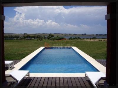 Venta de Espectacular Chacra en Uruguay, Punta del Este, Laguna del Sauce, 480 mt2, 4 dormitorios