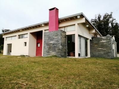 Casa en venta en Barrio cerrado Verde Mora, Punta Ballena, 1200 mt2, 3 dormitorios