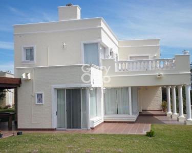 Casa en venta Punta Ballena 4 dormitorios, 4 dormitorios